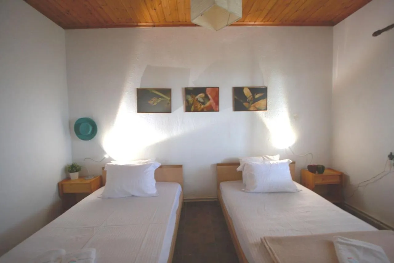 Docker Beachfront House, Vourvourou 0*,  Griechenland