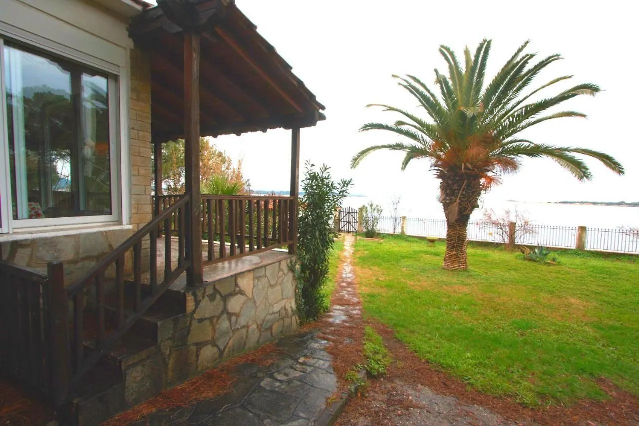 Docker Beachfront House, Vourvourou